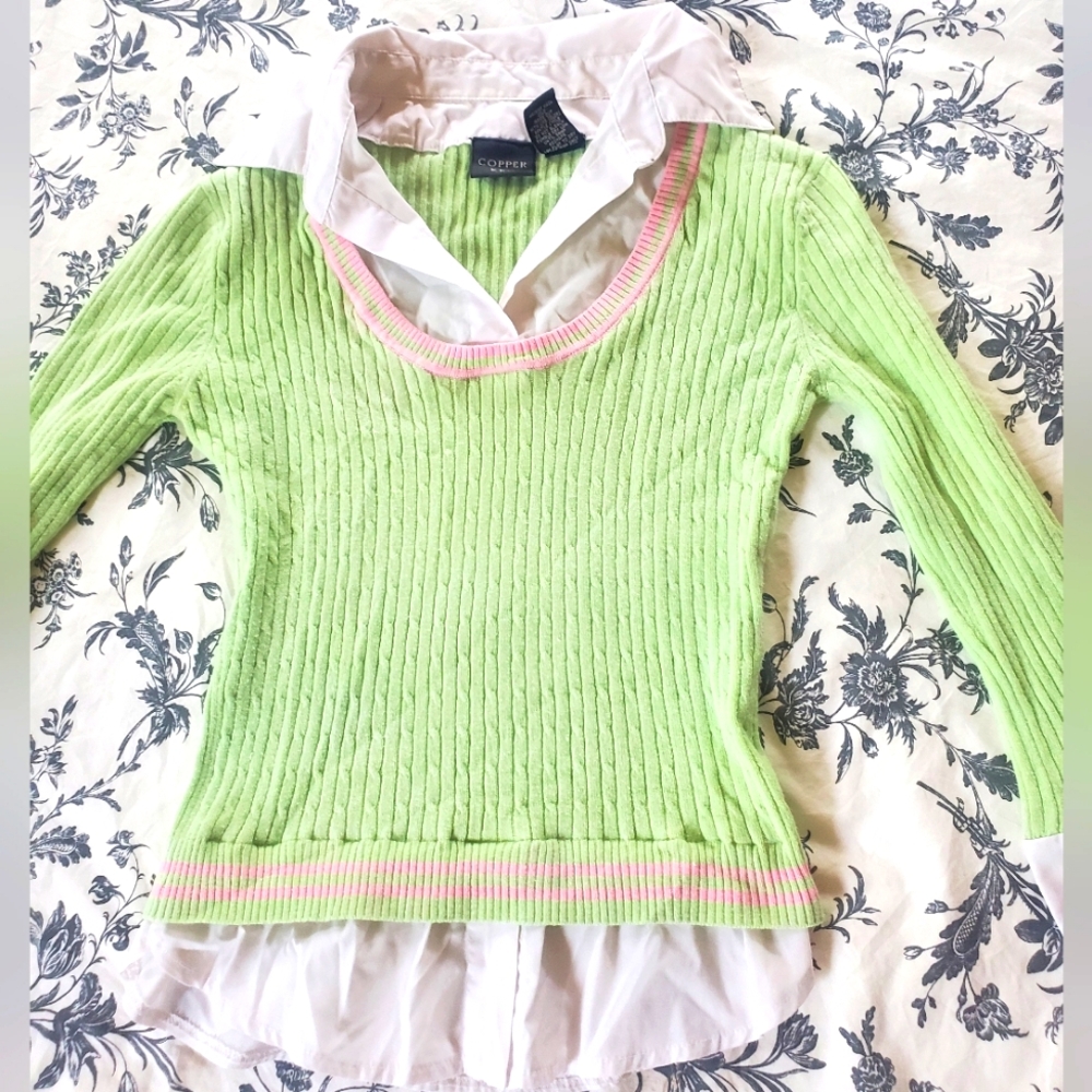Green top long sleeves